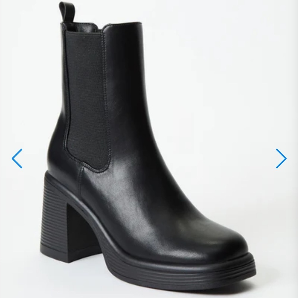 Shoe Dazzle -Payson Chelsea Bootie - Picture 1 of 10